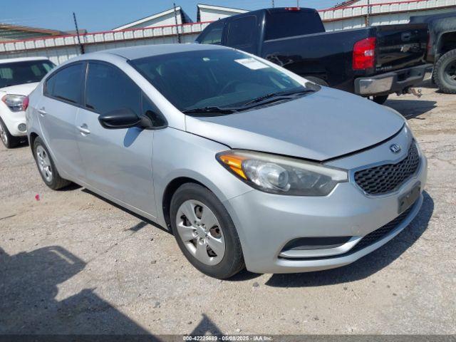 Salvage Kia Forte