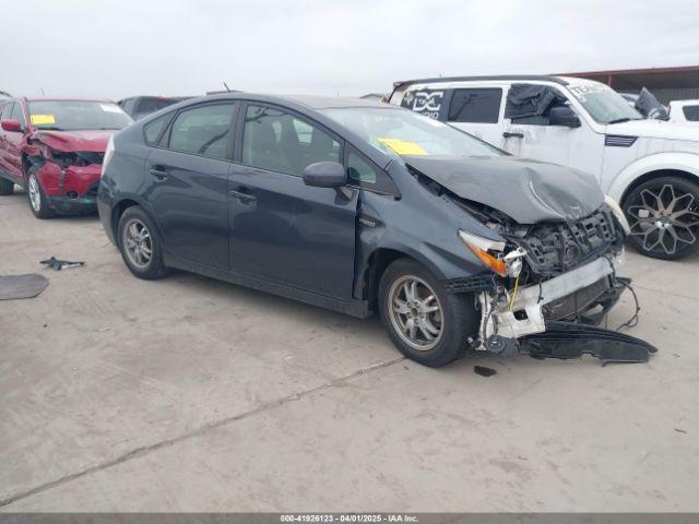  Salvage Toyota Prius