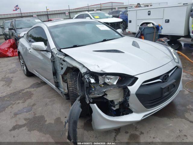  Salvage Hyundai Genesis
