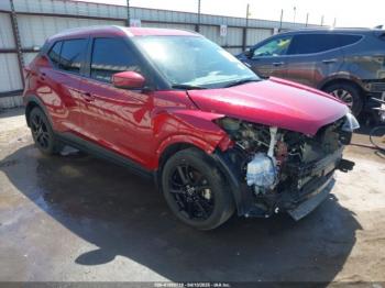  Salvage Nissan Kicks