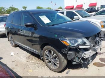  Salvage Nissan Pathfinder