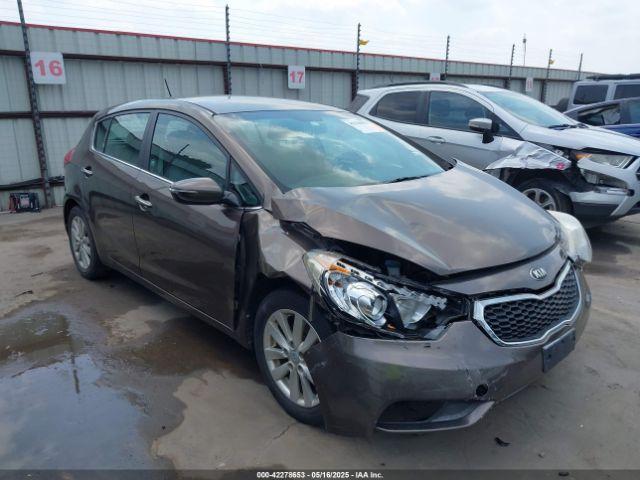  Salvage Kia Forte