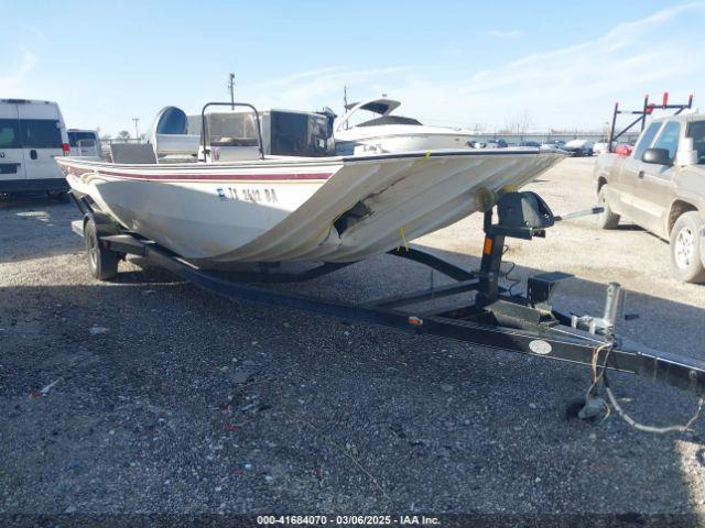  Salvage G3 Boat