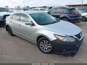  Salvage Nissan Altima