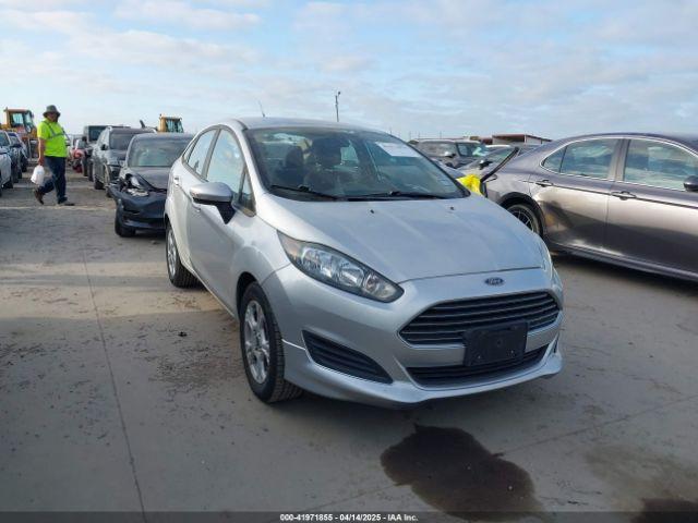  Salvage Ford Fiesta
