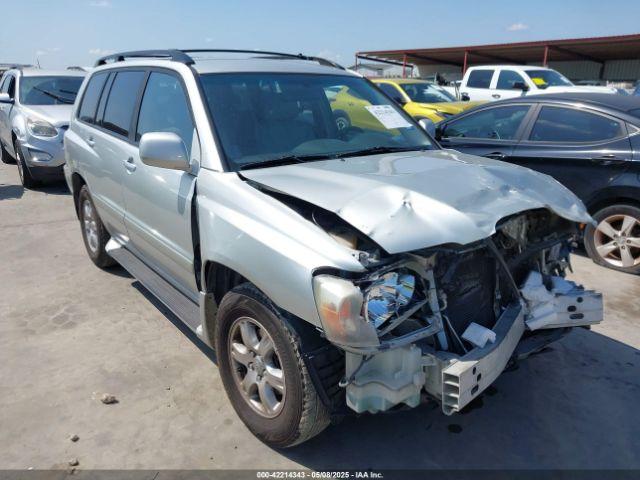  Salvage Toyota Highlander