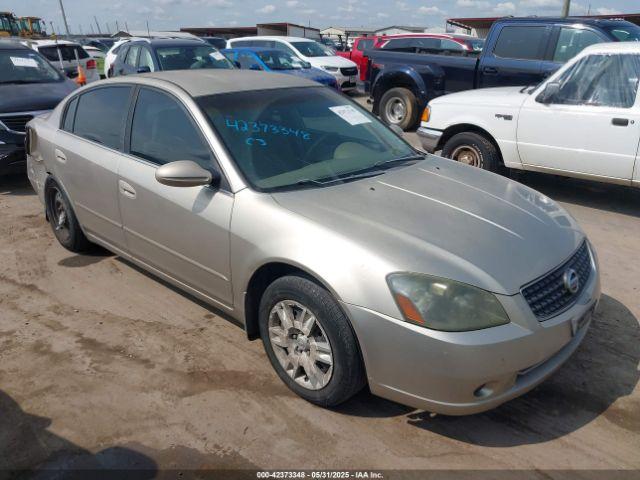  Salvage Nissan Altima