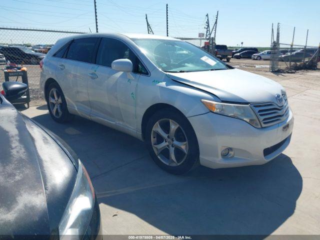  Salvage Toyota Venza