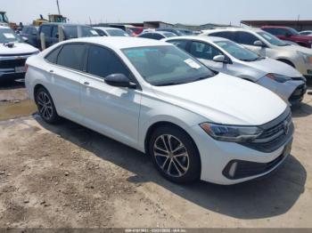  Salvage Volkswagen Jetta