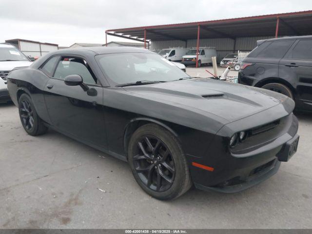  Salvage Dodge Challenger