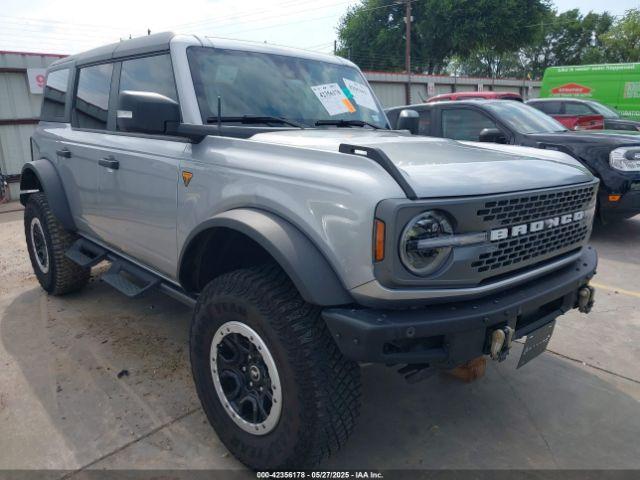  Salvage Ford Bronco