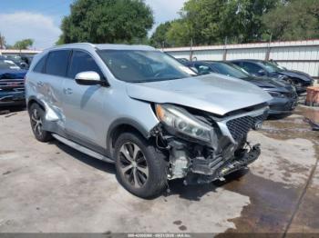  Salvage Kia Sorento