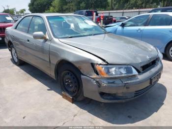  Salvage Lexus Es