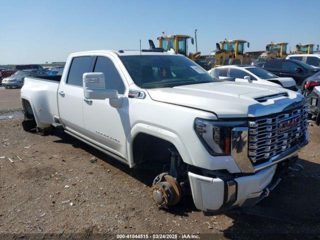  Salvage General Motors Sierra 3500HD