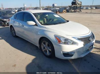  Salvage Nissan Altima