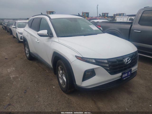  Salvage Hyundai TUCSON