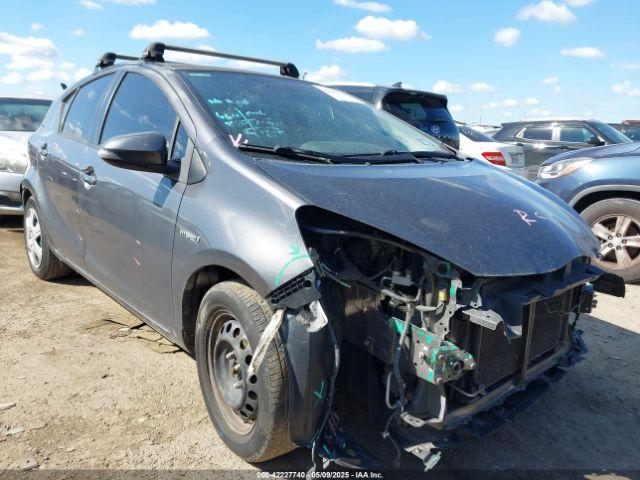  Salvage Toyota Prius c