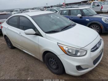  Salvage Hyundai ACCENT