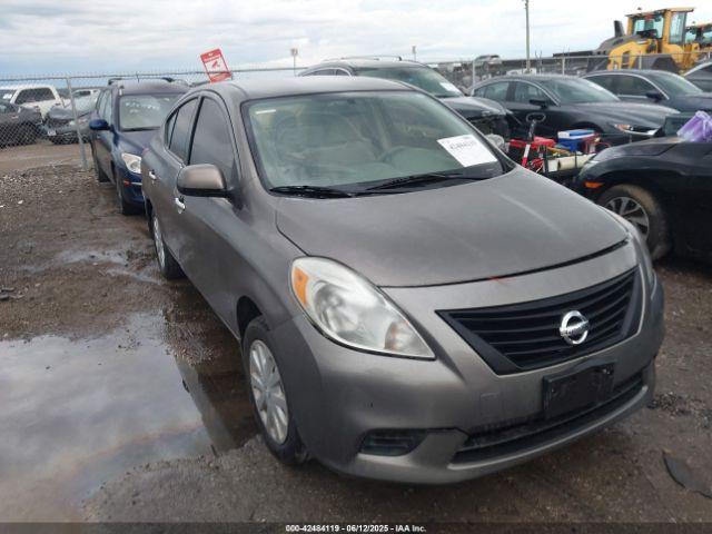  Salvage Nissan Versa