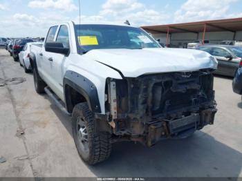 Salvage Chevrolet Silverado 2500