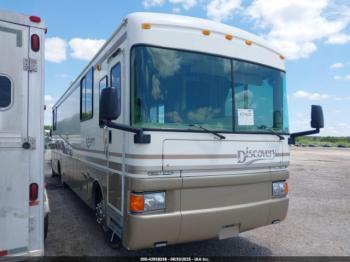  Salvage Freightliner Chassis