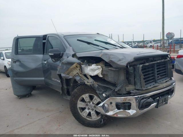  Salvage Nissan Titan