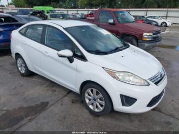  Salvage Ford Fiesta