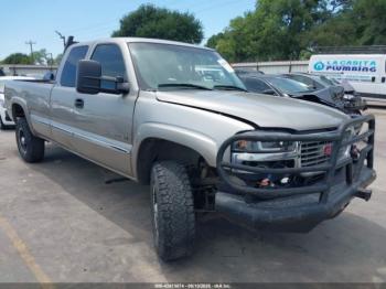  Salvage GMC Sierra 2500