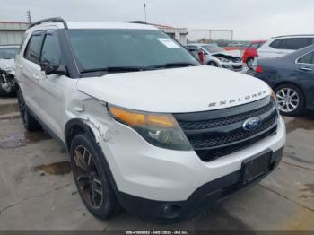  Salvage Ford Explorer