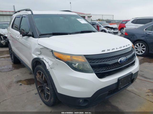  Salvage Ford Explorer