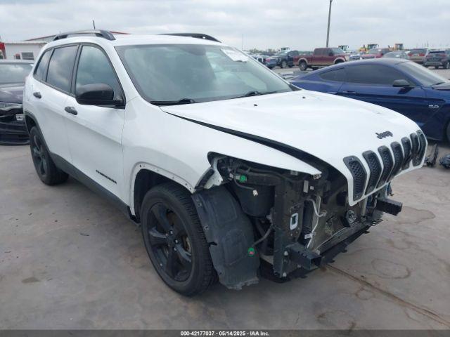  Salvage Jeep Cherokee
