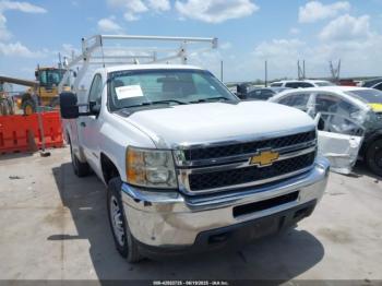  Salvage Chevrolet Silverado 2500