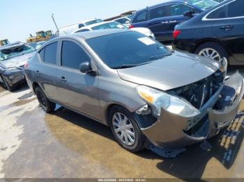  Salvage Nissan Versa