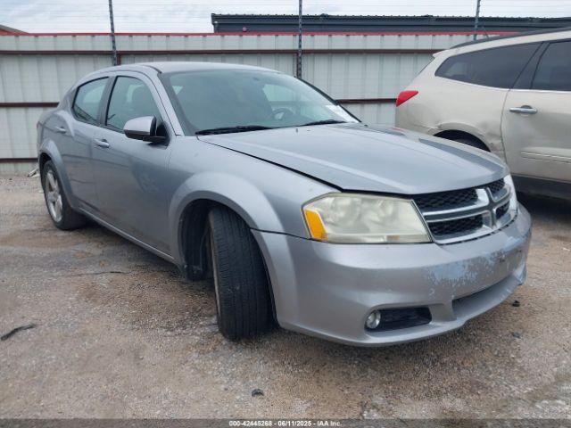  Salvage Dodge Avenger
