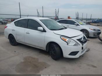 Salvage Nissan Versa