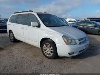  Salvage Kia Sedona