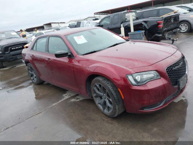  Salvage Chrysler 300