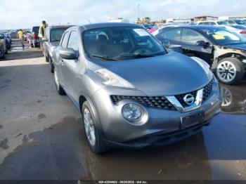  Salvage Nissan JUKE