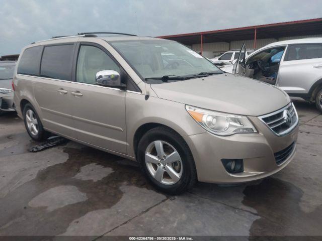  Salvage Volkswagen Routan