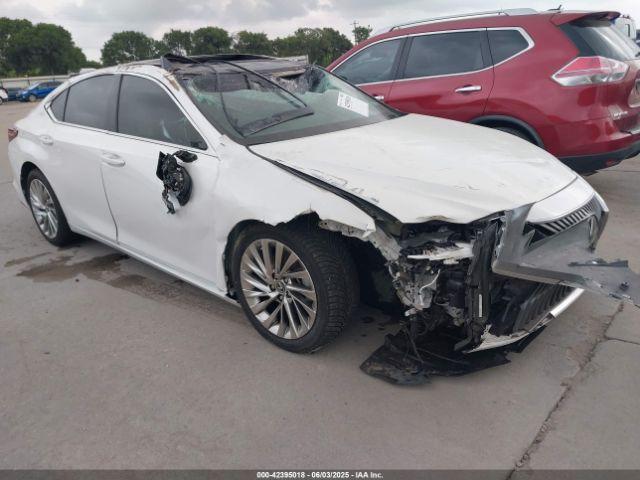  Salvage Lexus Es