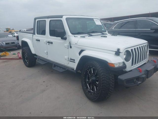  Salvage Jeep Gladiator