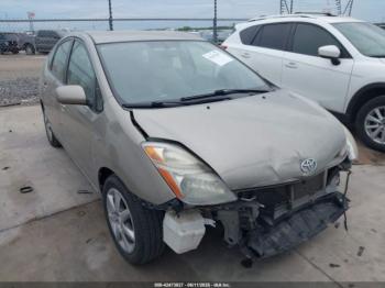  Salvage Toyota Prius