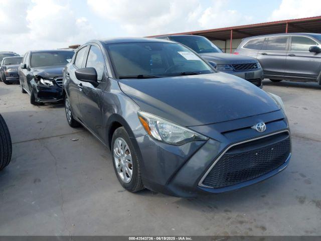  Salvage Toyota Yaris