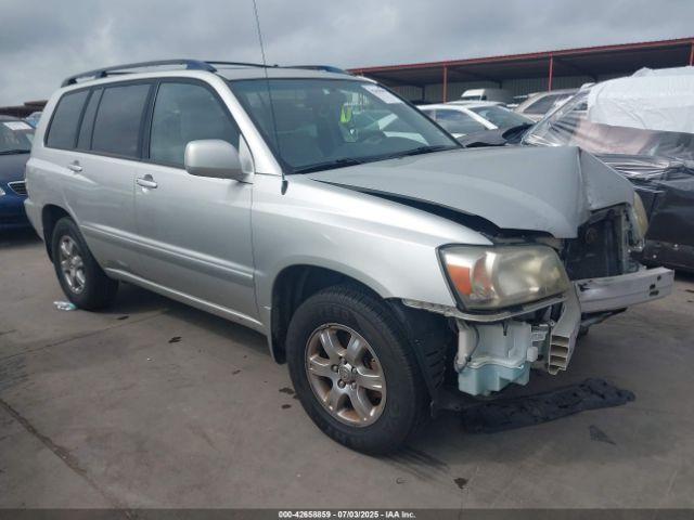  Salvage Toyota Highlander