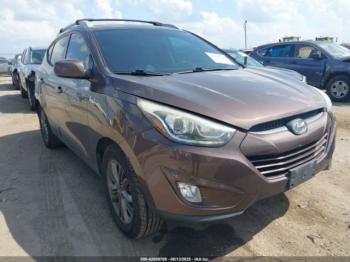  Salvage Hyundai TUCSON