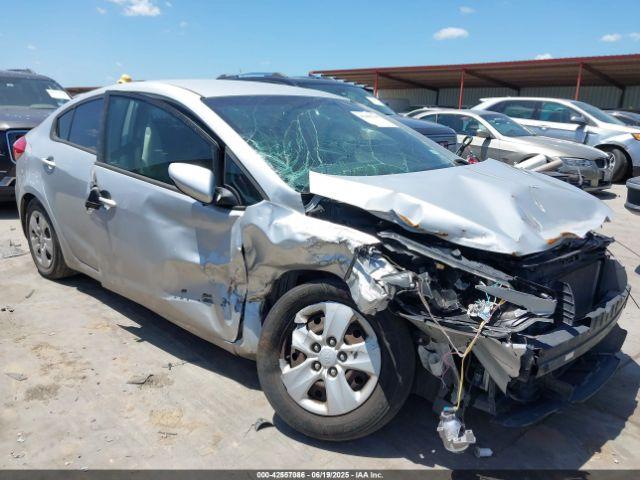  Salvage Kia Forte