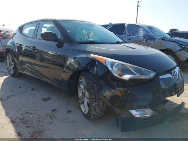  Salvage Hyundai VELOSTER