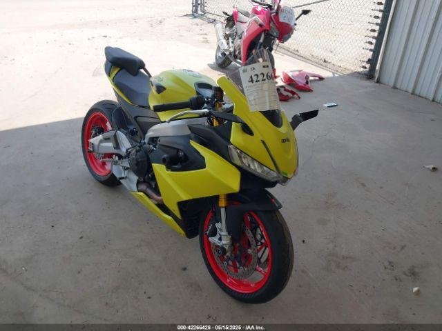  Salvage Aprilia Rs
