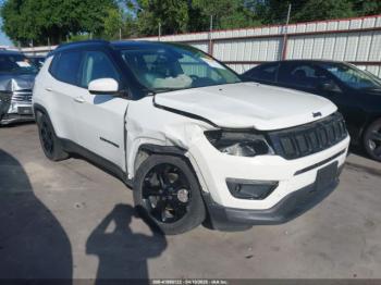  Salvage Jeep Compass