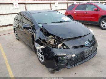  Salvage Toyota Prius